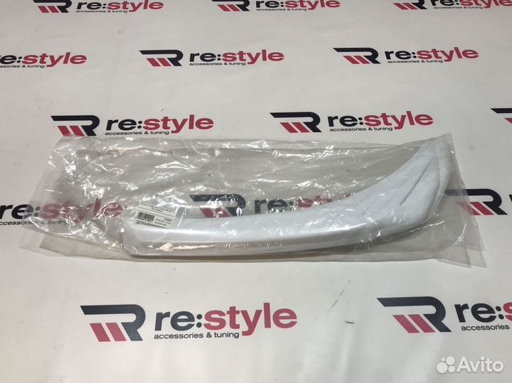 Ресницы Toyota Land Cruiser 200 2008-2011 N1074