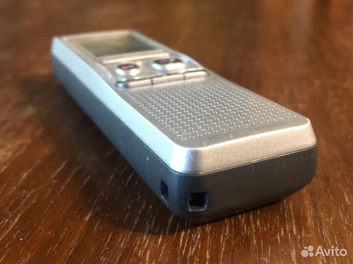 Диктофон Sony ICD-B500