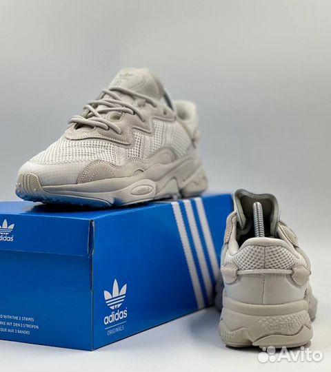 Кроссовки женские Adidas Ozweego