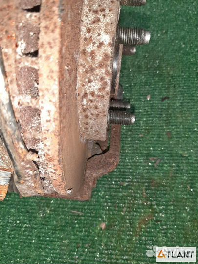 Ступица передняя правая toyota ipsum