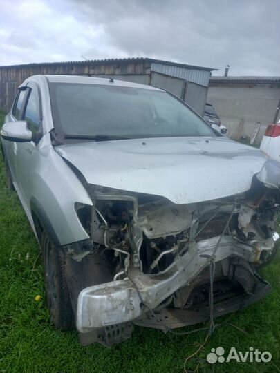 Renault Logan Stepway 1.6 МТ, 2021, битый, 100 000 км