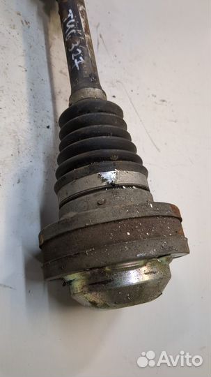 Полуось левая передняя Volkswagen Passat 7 Европа, 2012