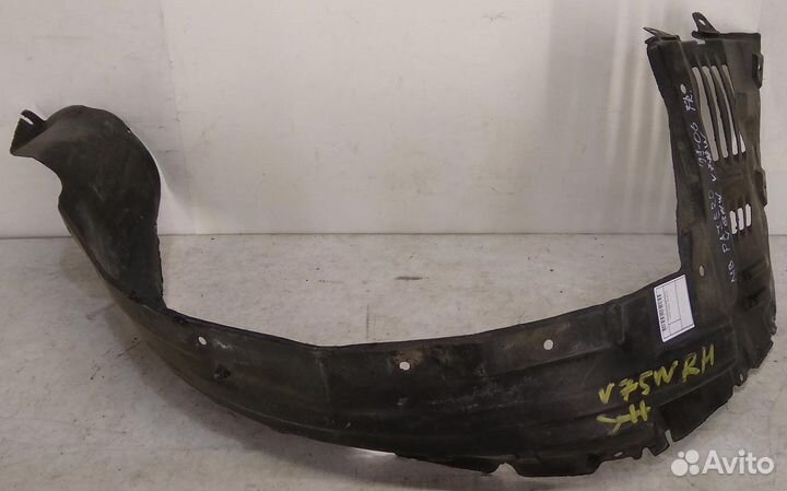 Подкрылок Mitsubishi Pajero V6W-V7W 99-06 FR