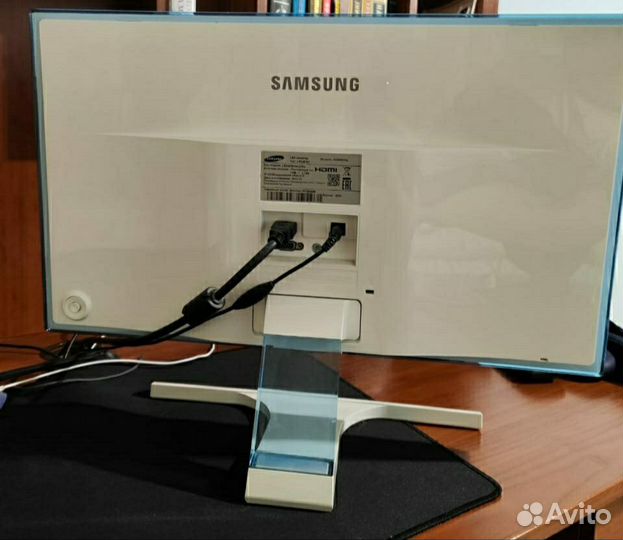 Монитор Samsung 75
