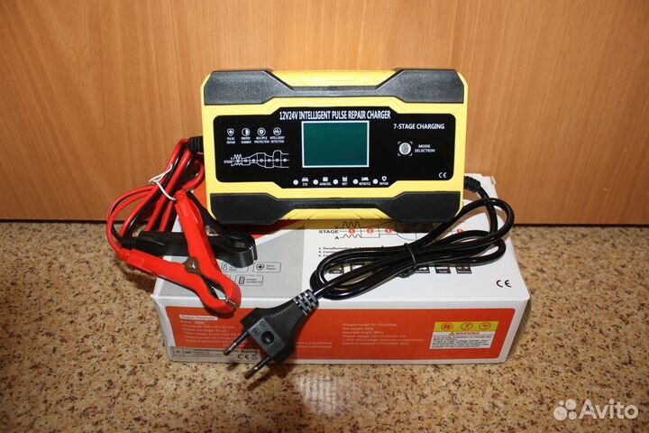 Автоматическое зарядное устройство для акб 12V/24V