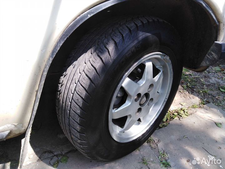 Bridgestone B391 175/70 R13 88H