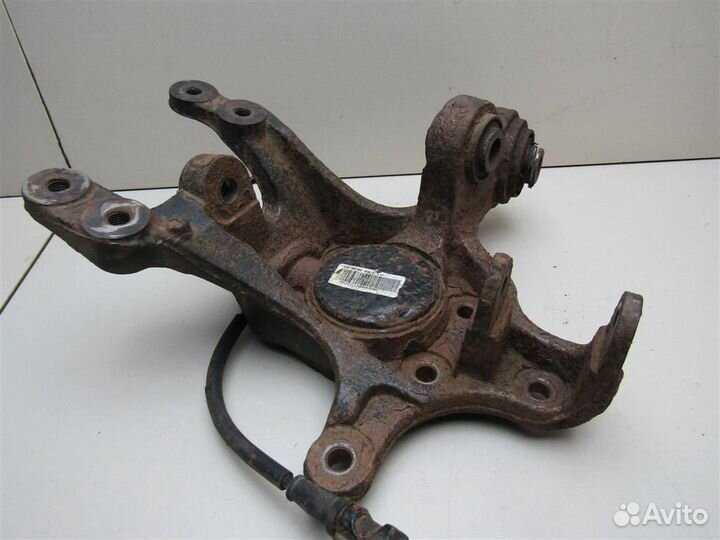 Кулак поворотный задний левый Kia Ceed 2007-2012