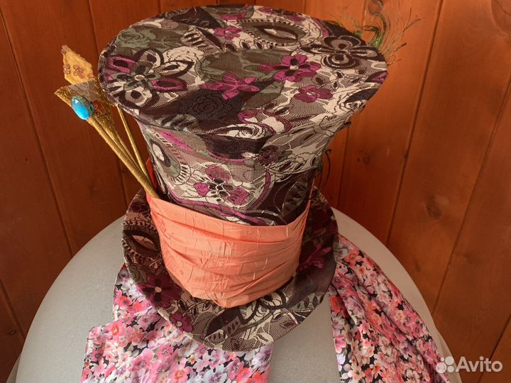 Шляпа шляпника