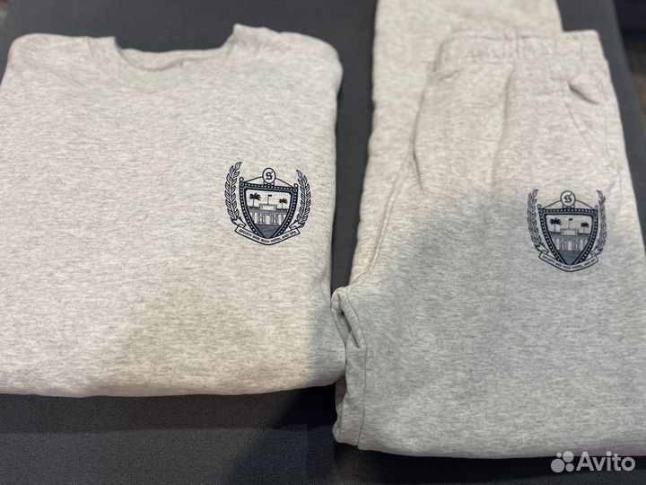 Новый свитшот Sporty and rich оригинал