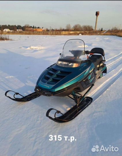 Продам снегоход Polaris