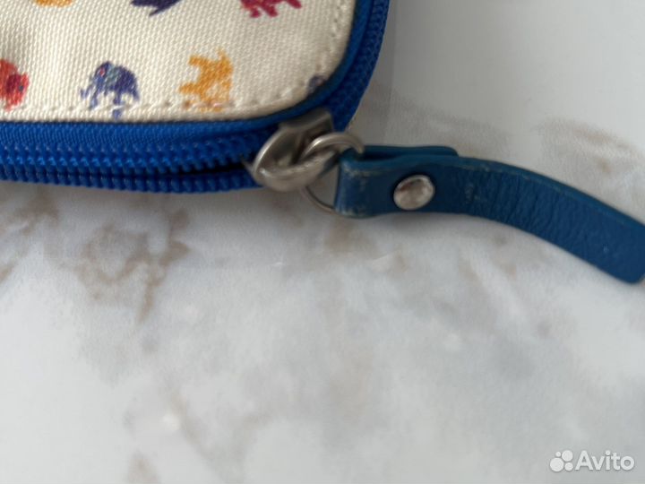 Чехол. Тканевый на молнии для iPad