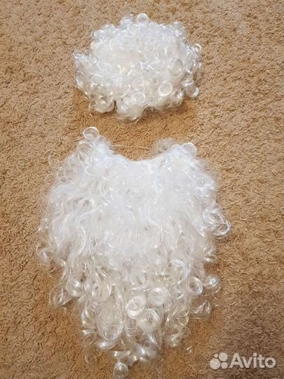 Парик и борода Деда Мороза