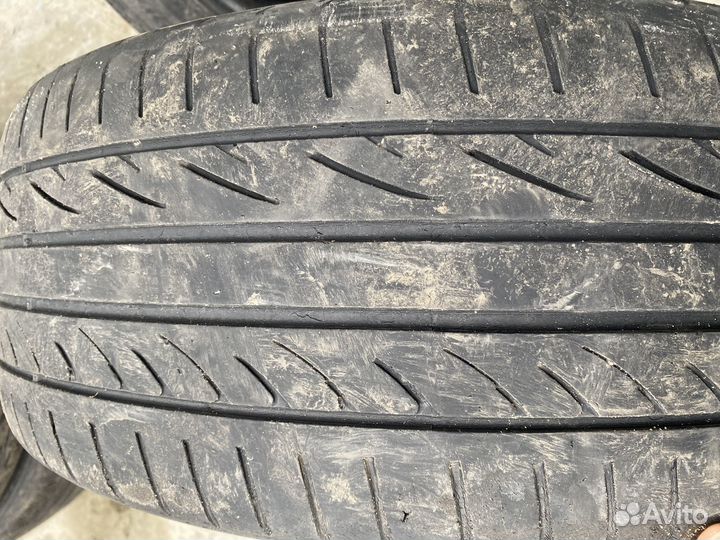 Hankook DL02 215/55 R17