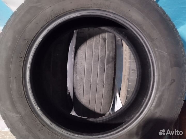 Sumitomo HTR Enhance L/X 225/65 R17