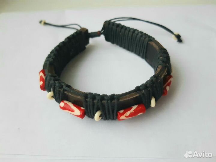 Браслет кожаный
