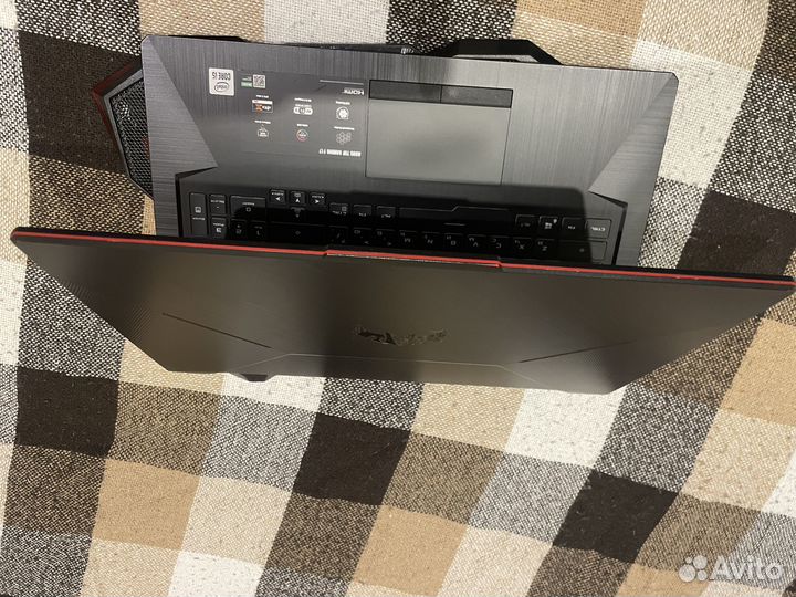 Игровой ноутбук 17.3 дюймов