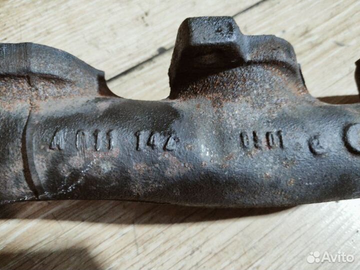 Коллектор выпускной A6111420501 Mercedes-Benz