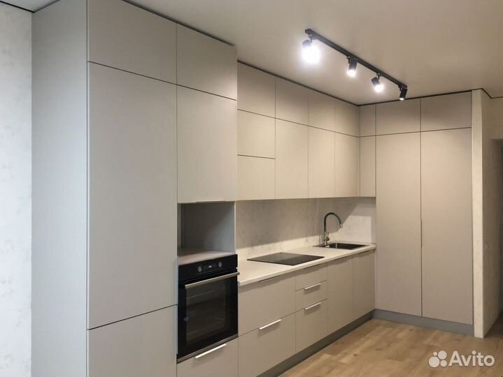 Современная кухня на заказ / Мебель для кухни