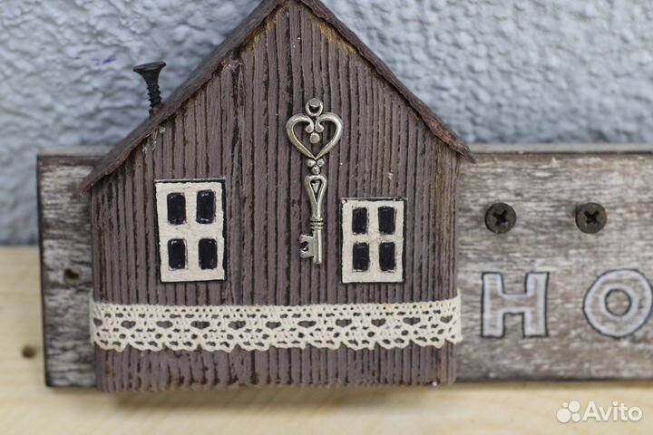 Ключница из дерева 