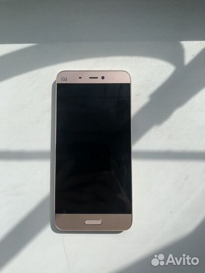 Xiaomi Mi 5, 3/32 ГБ