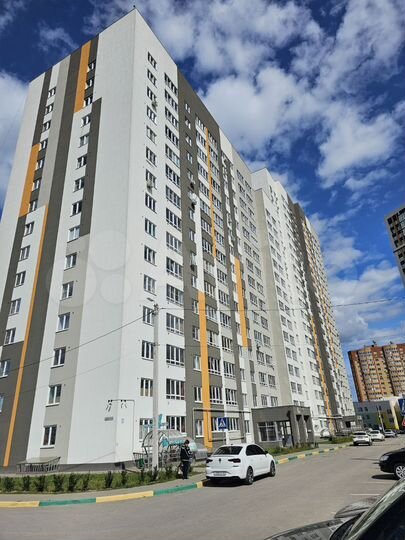 2-к. квартира, 54 м², 9/15 эт.