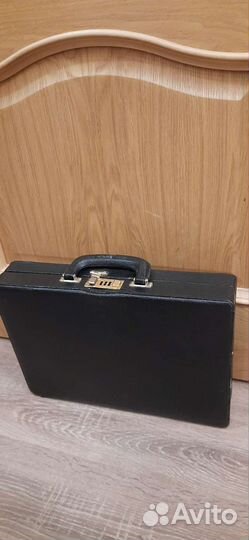 Кейс,дипломат,чемодан-футляр