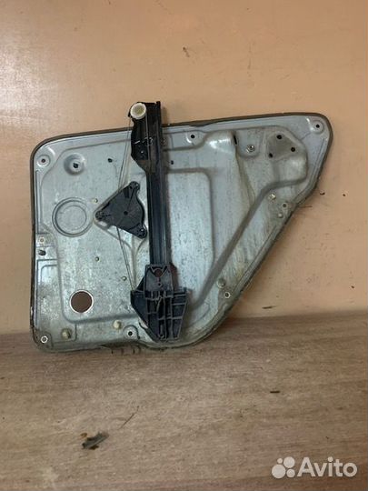 Стеклоподъемник задний левый Skoda Fabia 1999-2007