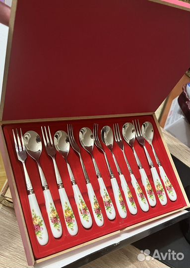 Столовые приборы десертные