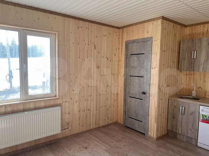 Дом 101 м² на участке 8,5 сот.