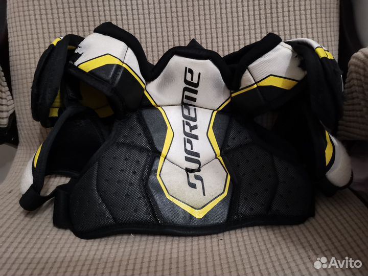 Детский хоккейный нагрудник bauer supreme 2s pro
