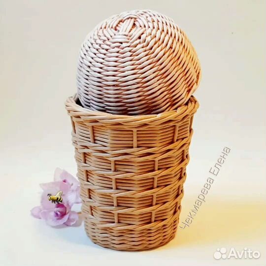 Шкатулка плетеная