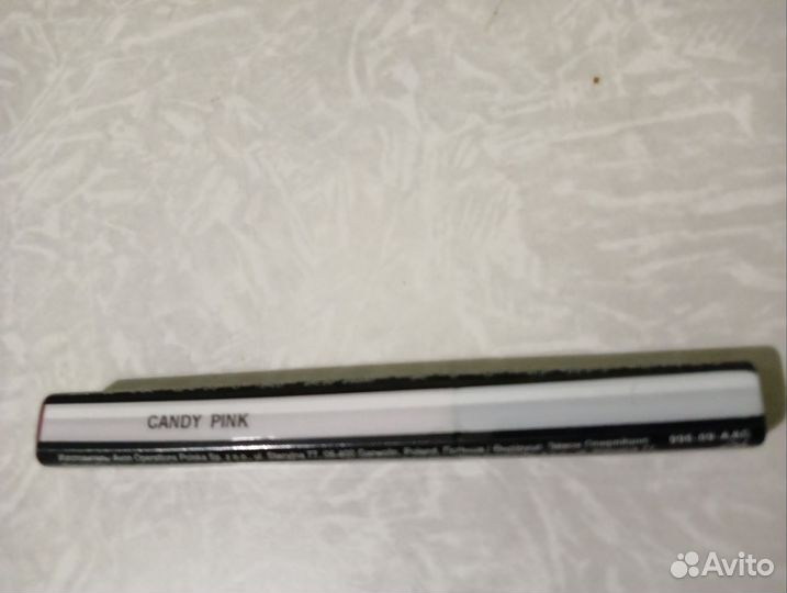 Увлажняющая жидкая губная помада от Эйвон