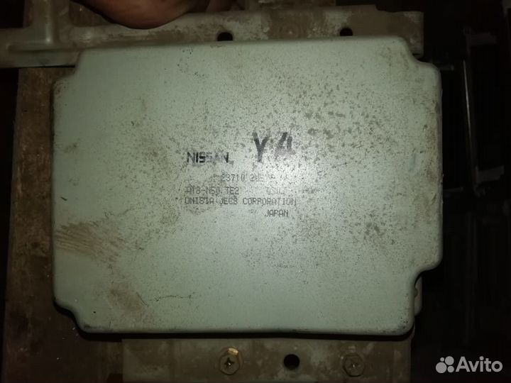 Блок управления двигателем Nissan Cube (z10)