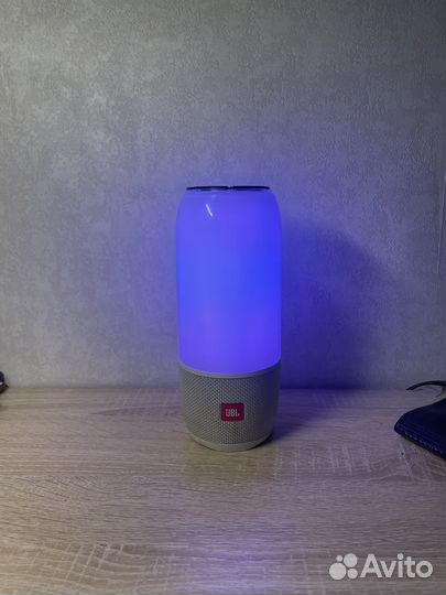 JBL Pulse 3 белая