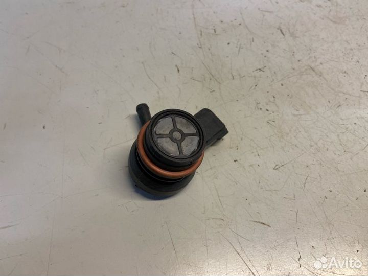 Клапан вентиляции топливного бака Skoda Octavia A4