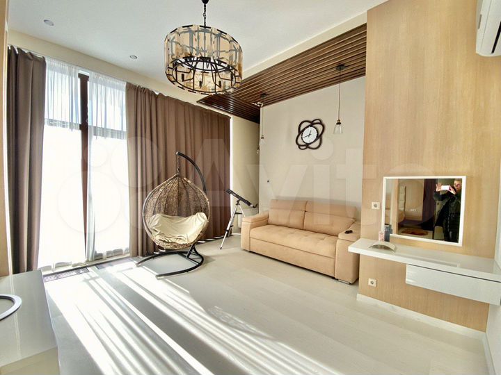 Коттедж 378,8 м² на участке 14 сот.