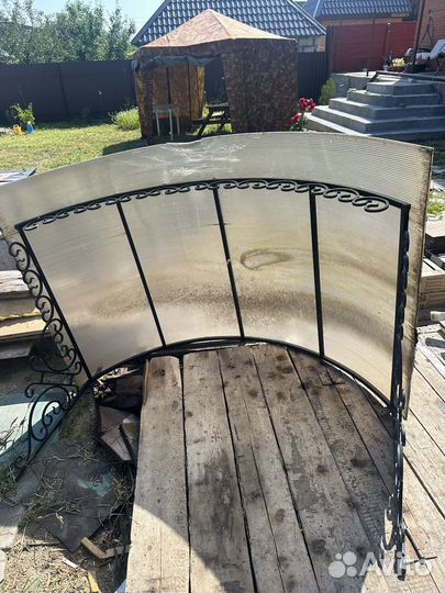 Козырек над крыльцом бу