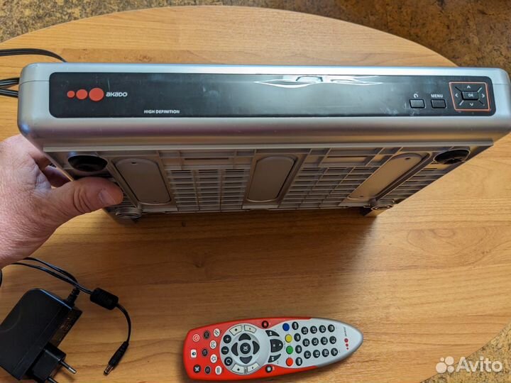 Тв-тюнер Акадо каон KSF-G4NSC