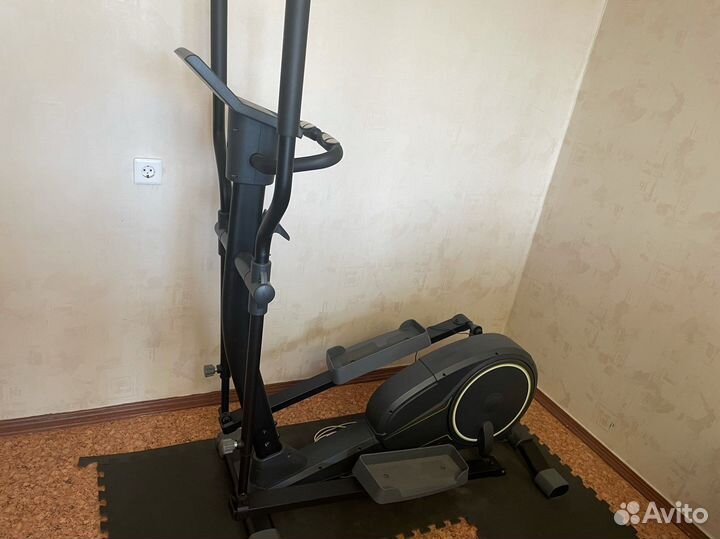 Эллиптический Тренажер torneo