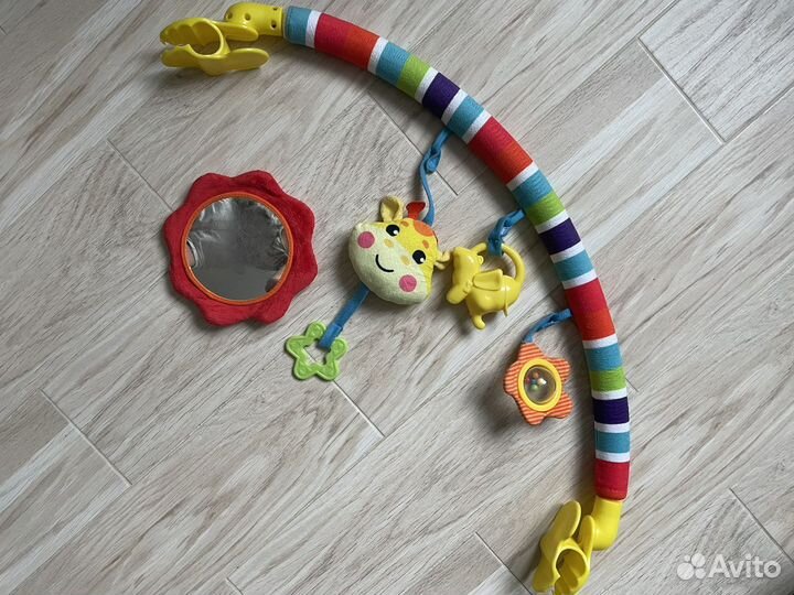 Дуга с игрушками Жирафики