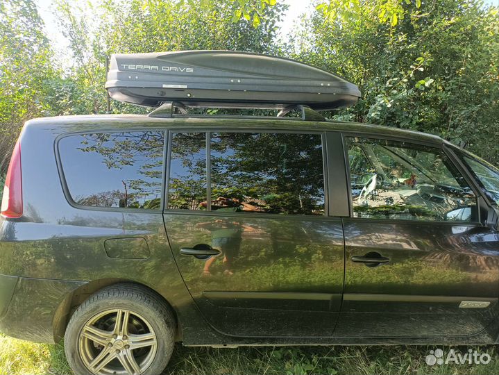 Автобокс на крышу автомобиля