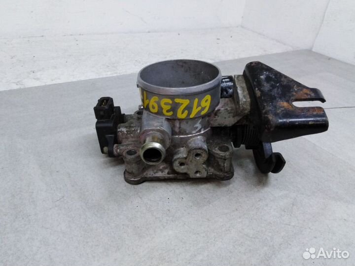 Дроссельная заслонка