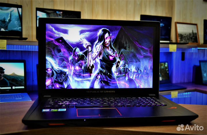 Игровой ноутбук asus ROG Strix