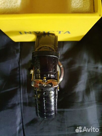 Часы Invicta
