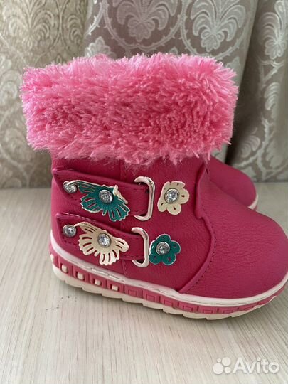 Ботинки для девочки