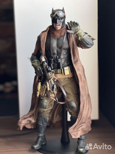 Hot Toys Batman Knightmare 1/6 (Justice League)