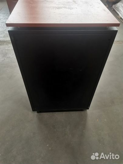 Шкаф телекоммуникационный 19 18u