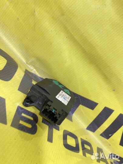 Моторчик заслонки отопителя Geely GC6