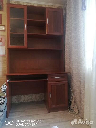 Компьютерный стол