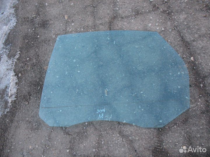 Стекло опускное, глухое Ford Focus 2